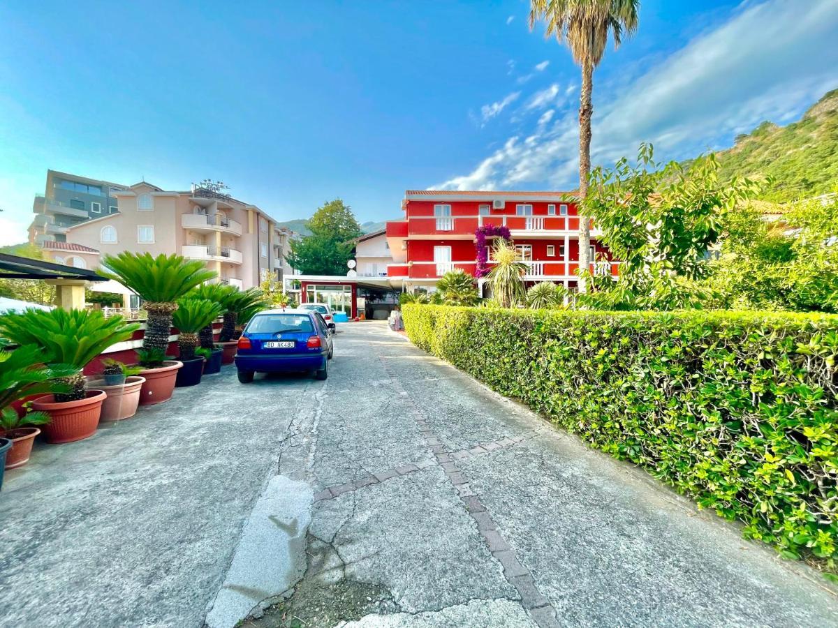 Hotel Vila L Budua Esterno foto
