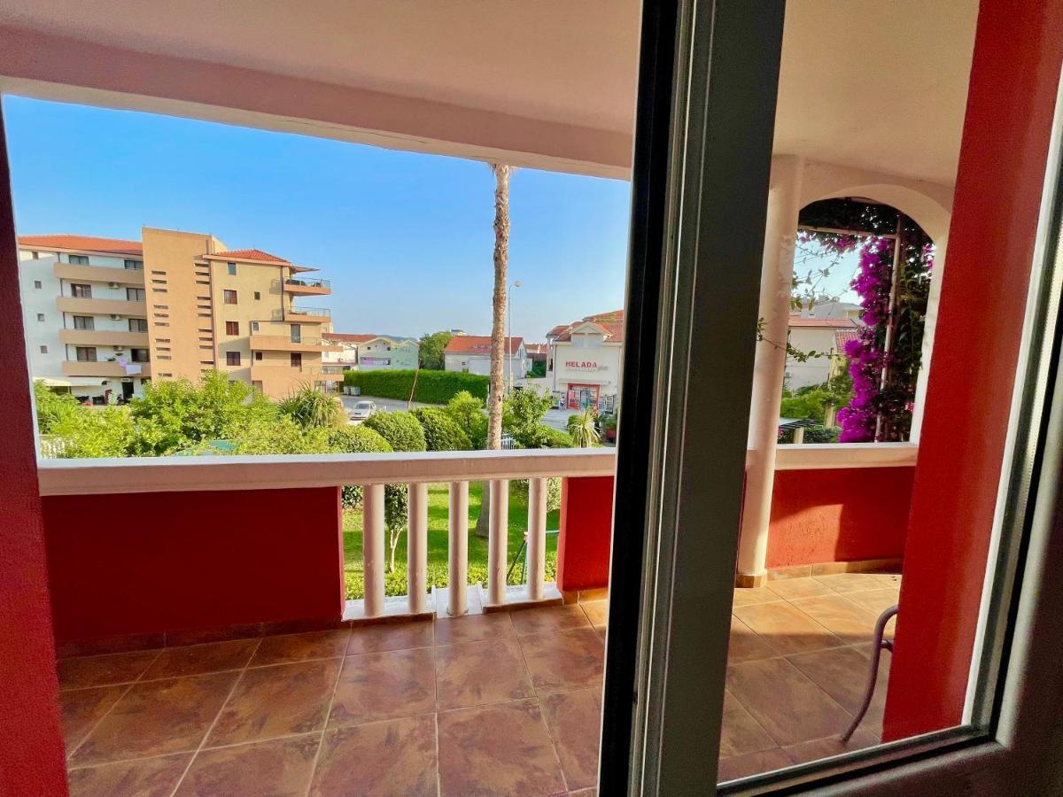 Hotel Vila L Budua Esterno foto