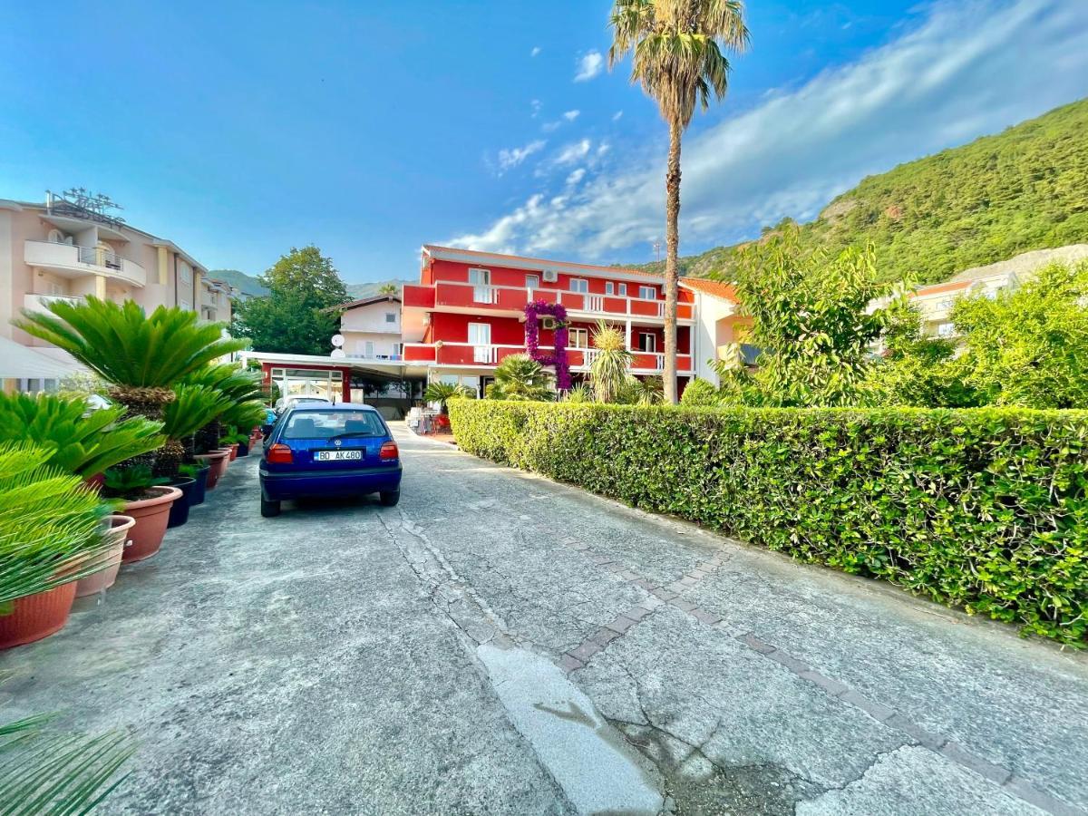 Hotel Vila L Budua Esterno foto