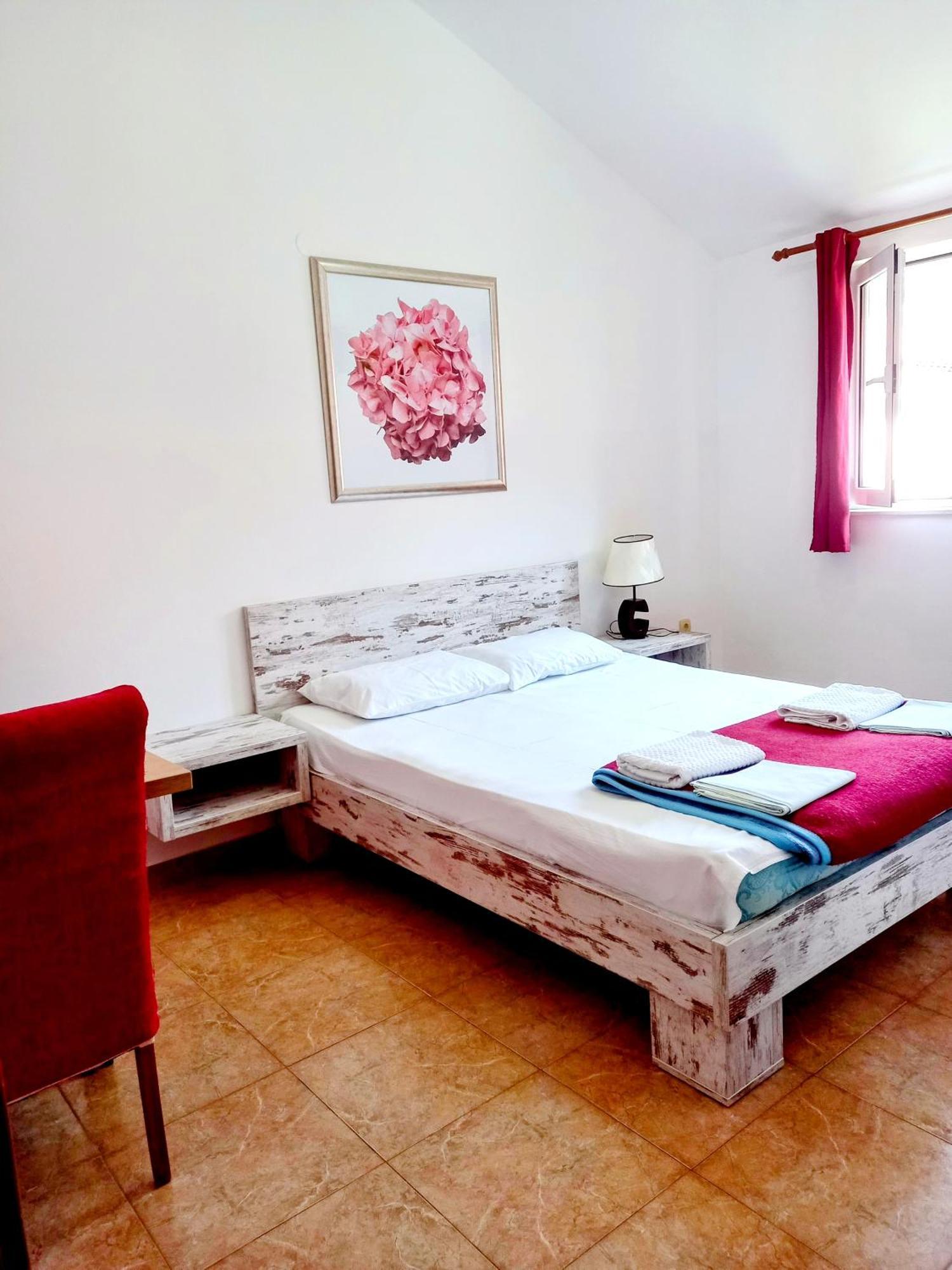 Hotel Vila L Budua Esterno foto